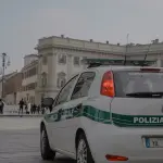 Decoro urbano a Parma, controlli intensificati: sanzioni e denunce nel centro storico