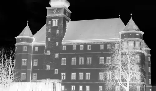 Parma, in Sala Consiliare inaugurato “Il Castello” di Lenz