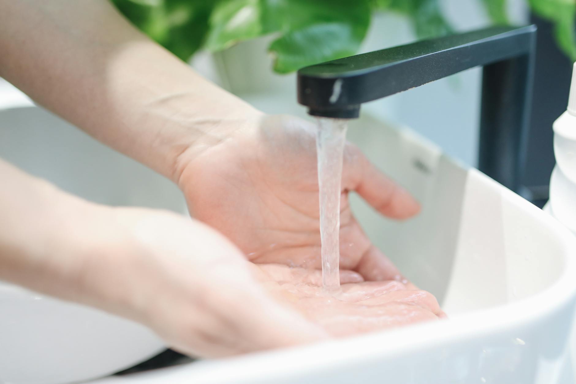 Igiene delle mani, a Parma iniziative nelle strutture sanitarie