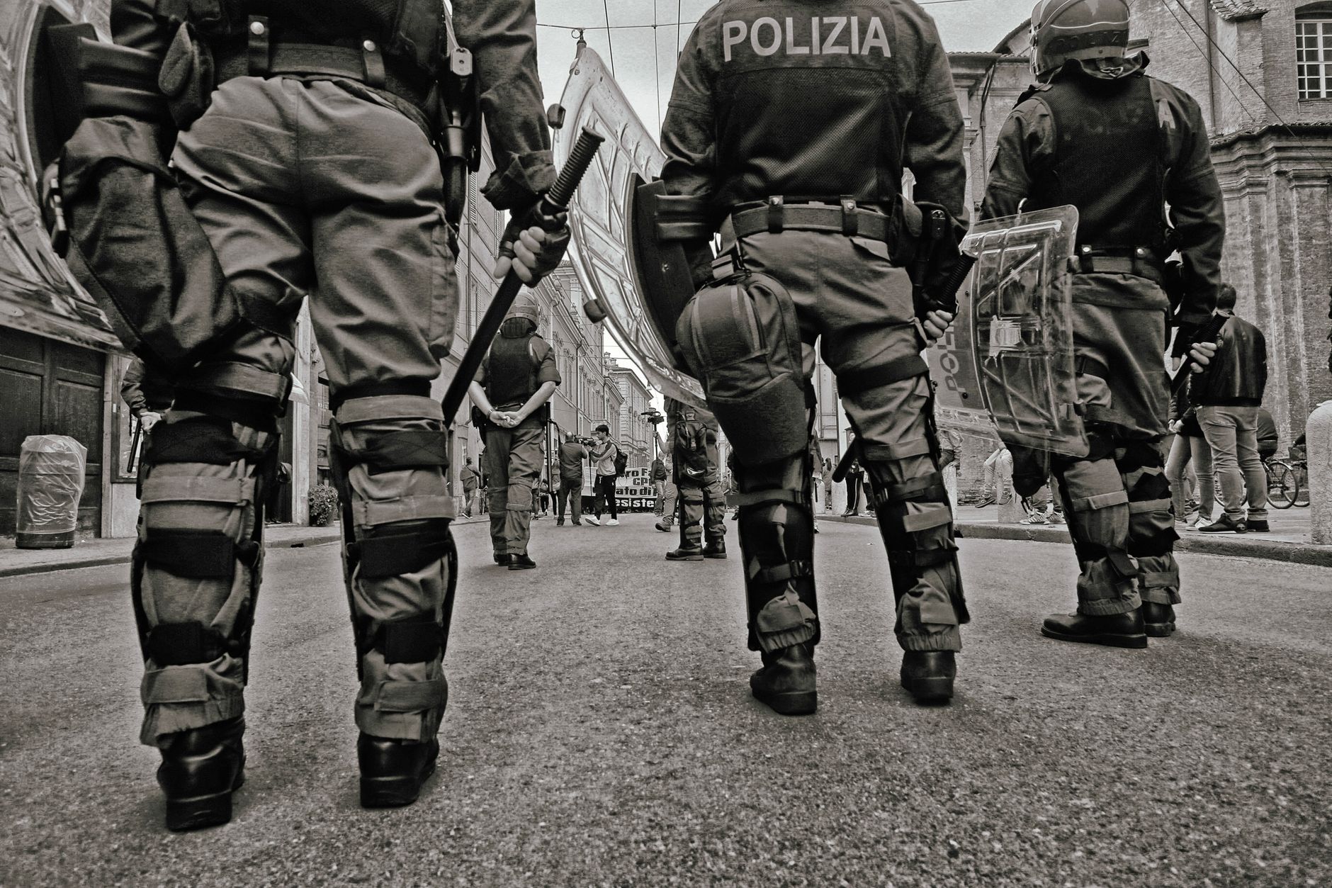 Parma, controlli in centro: 115 persone e 35 violazioni